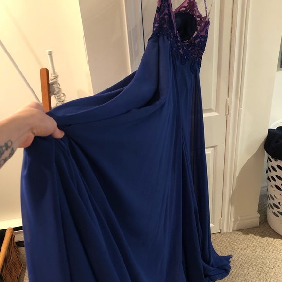 Ellie Wilde Prom Dress/ Evening gown. Royal Blue (size 0) - Picture 7 of 8